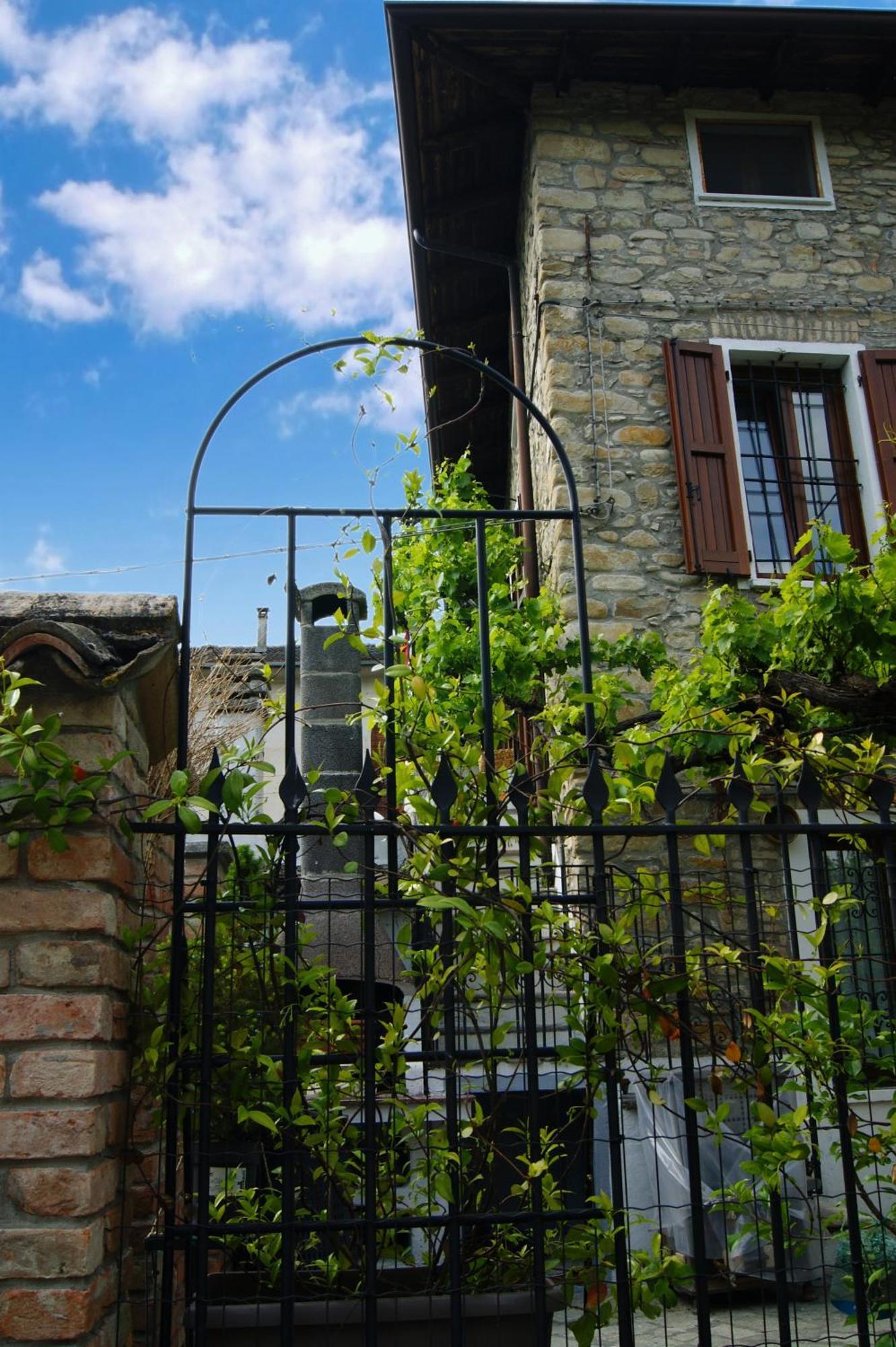 Dulcius Ex Asperis Bed & Breakfast Ponte Nizza 외부 사진